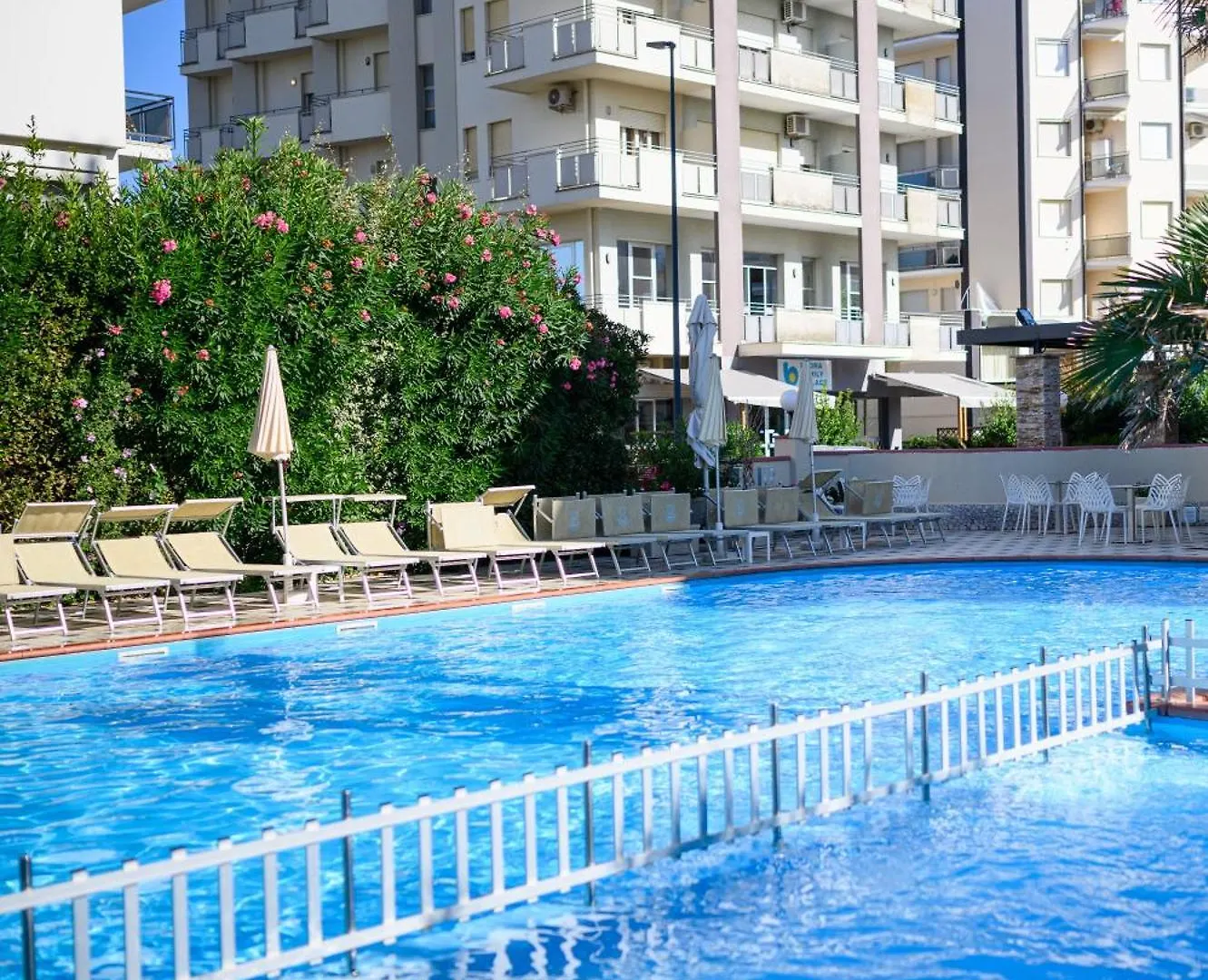 Hotel De Paris Lido Di Savio 3*,