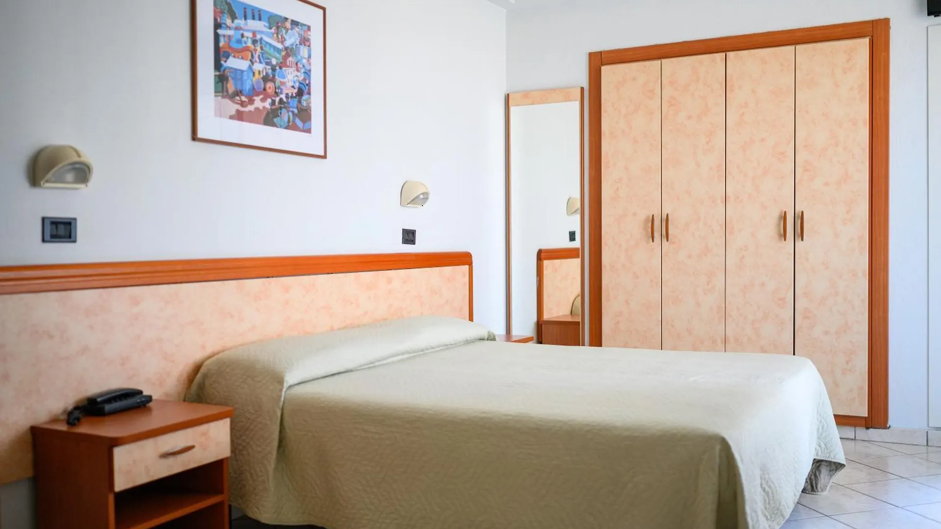 Hotel De Paris Lido Di Savio 3*,  Italy